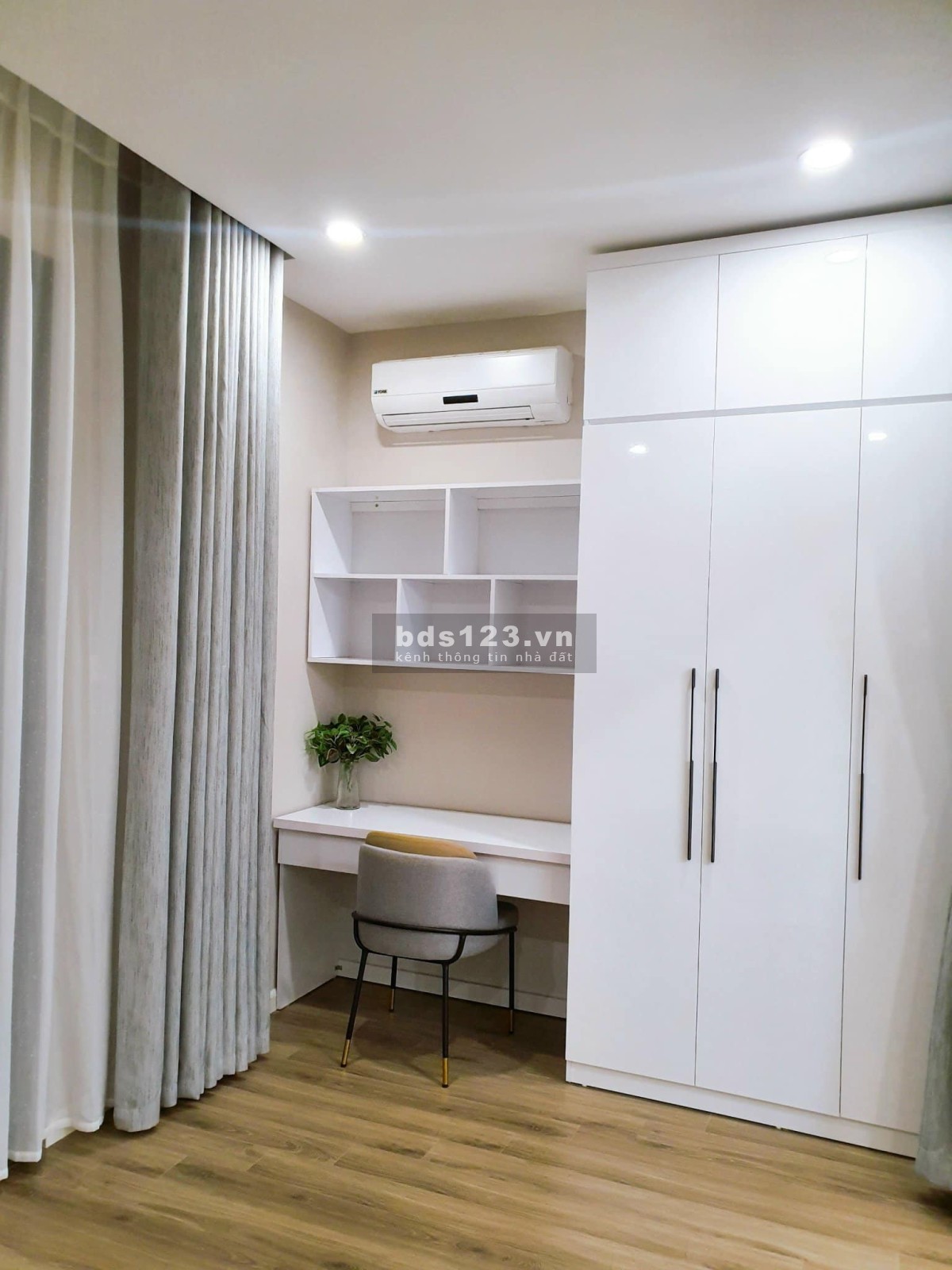 Giỏ hàng bán căn hộ Vinhomes Smart City giá tốt nhất T3 /2023
