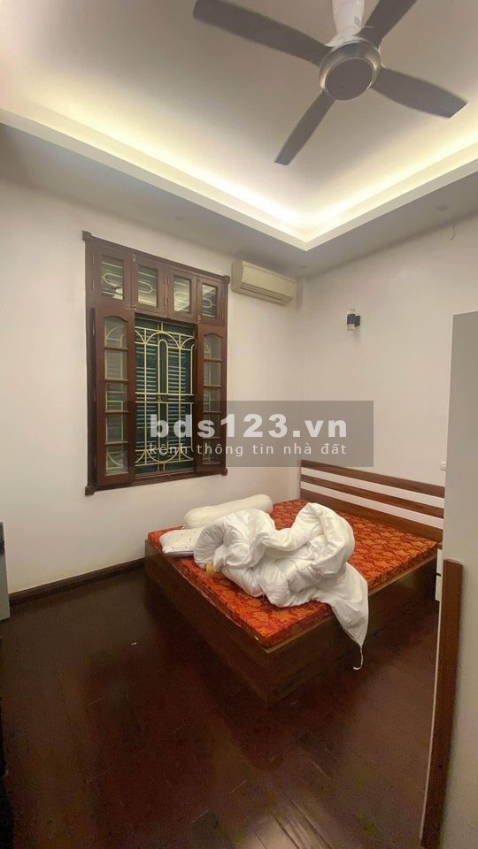 Bán nhà đẹp Thanh Xuân - Tặng nội thất gỗ - Ba bước ra phố - 46m2 chỉ 5.1 tỷ