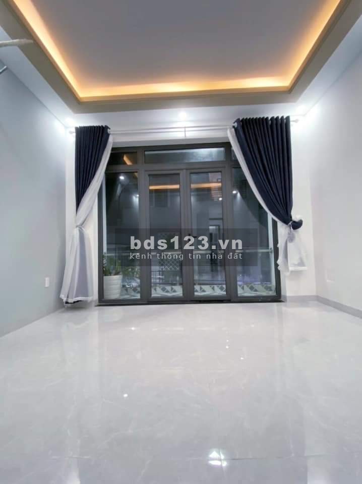 Bán nhà riêng, mới hẻm ô tô tránh, gần Công Viên Nguyễn Sỹ Sách, 3.5 tỷ
