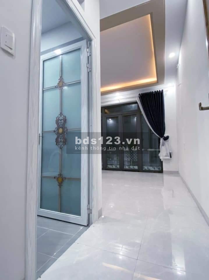 Bán nhà riêng, mới hẻm ô tô tránh, gần Công Viên Nguyễn Sỹ Sách, 3.5 tỷ