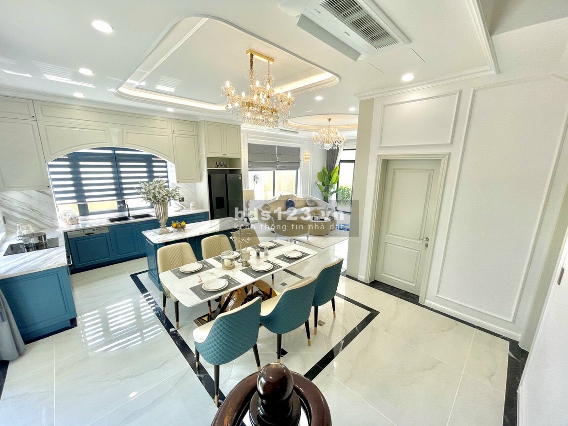 Bán nhà phố sân vườn Q9 liền kề Q2 - 330m2, 23 tỷ 7 đã có sổ