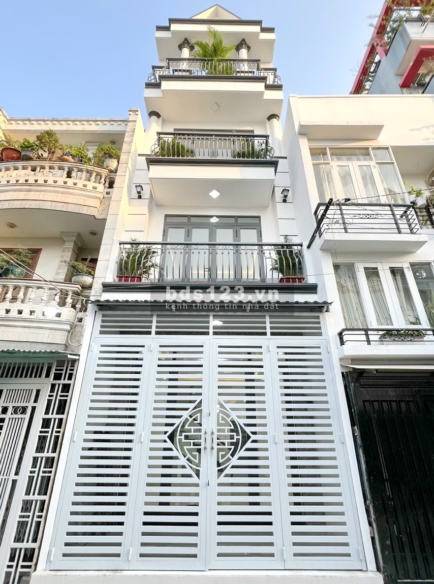 Bán nhà mới 3 lầu hẻm xe hơi khu làng Ốc Dương Bá Trạc Phường 1 Quận 8