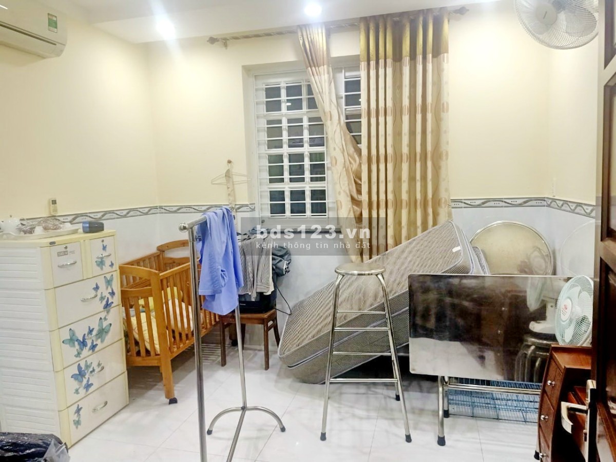Cho thuê nhà mới 3 lầu HXH gần chợ sáng Bùi Minh Trực Phường 5 Quận 8