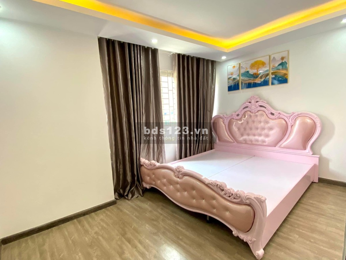 Bán Nhà Đẹp Dương Quảng Hàm, Ô Tô Đỗ Cửa, 40m, Giá 3,8 Tỷ