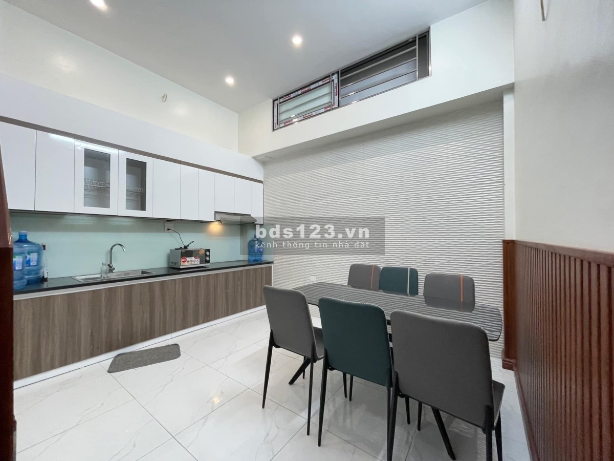 Bán Nhà Đẹp Dương Quảng Hàm, Ô Tô Đỗ Cửa, 40m, Giá 3,8 Tỷ