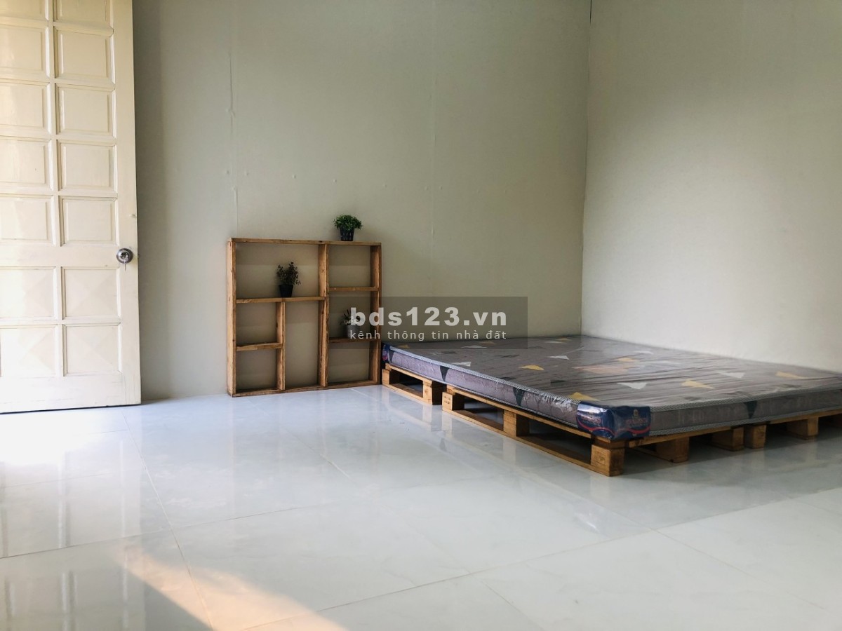 Cho thuê nha trọ, Nhà ở sân vườn, veiw ao sen cực chill như homestay ở gần bến xe bus Hưng Long