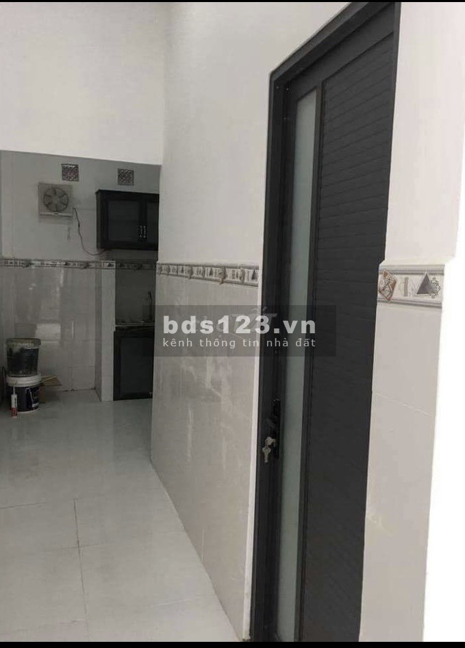 Bán nhà cấp 4 mới xây đẹp đường Thanh Niên xã Phạm Văn Hai, Bình Chánh
