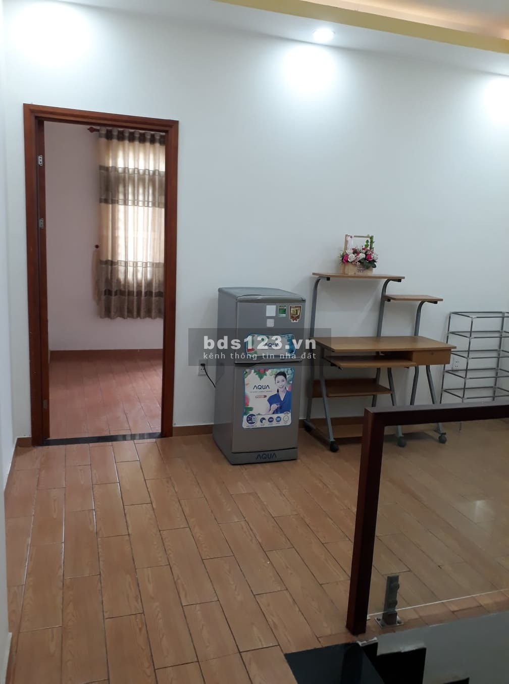 Cho thuê nhà nguyên căn 50m2, 2PN, 3 tầng, đường Ngô Chí Quốc, Thủ Đức