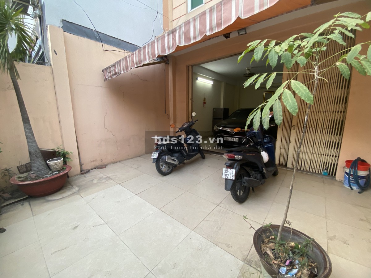 Cho thuê nhà nguyên căn đường thành thái quận 10