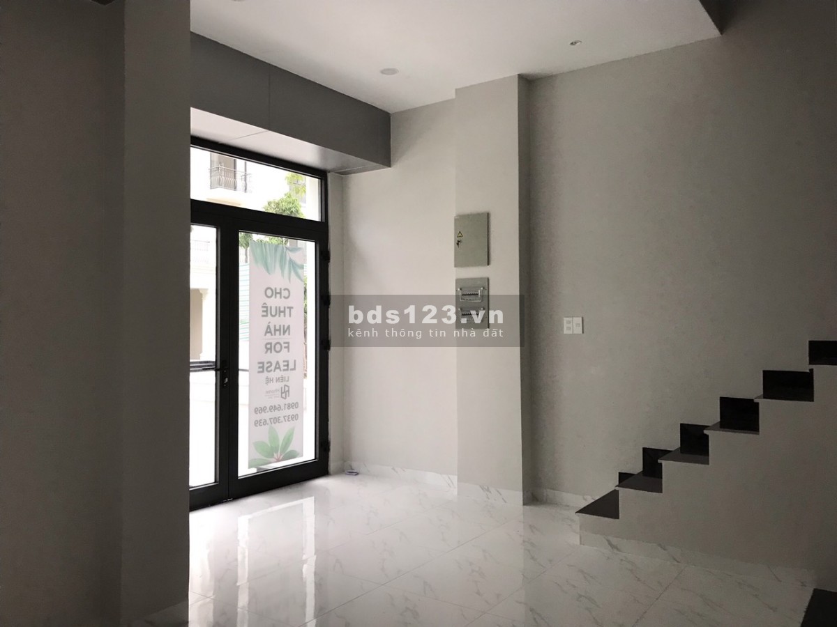 10 triệu/ tầng nhà phố hoàn thiện Vinhomes Quận 9