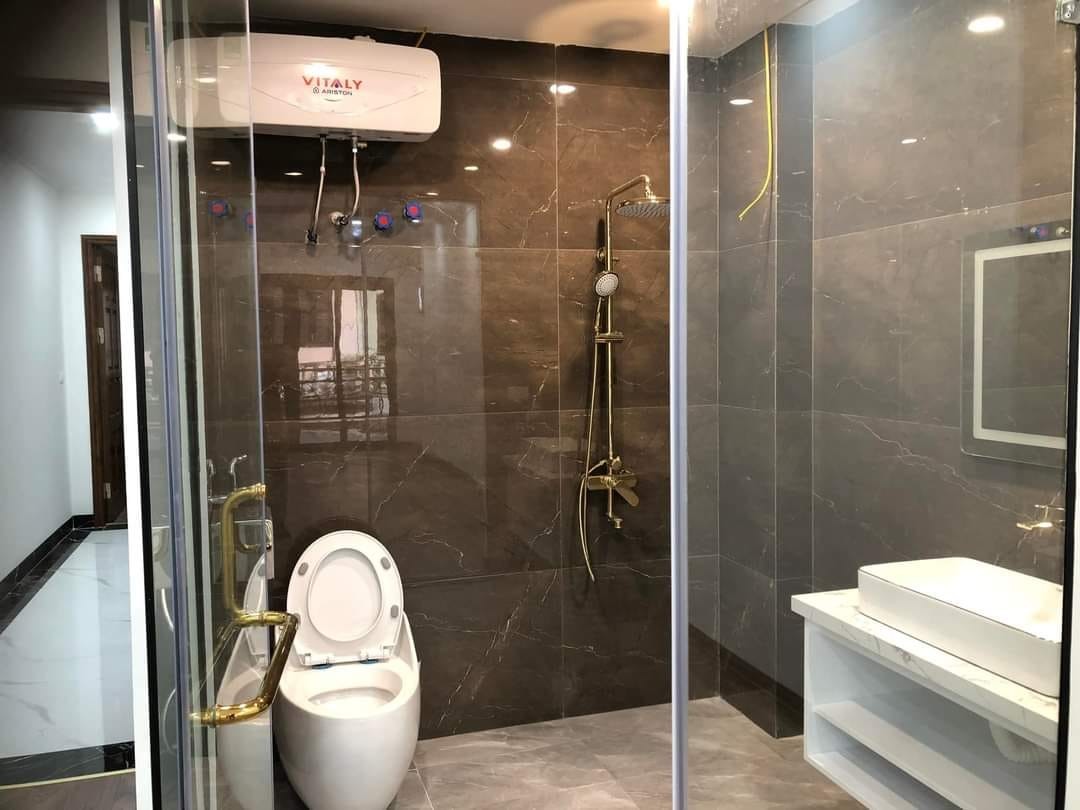 Bán nhà Kim Đồng, phân lô rộng thoáng, ô tô vào nhà