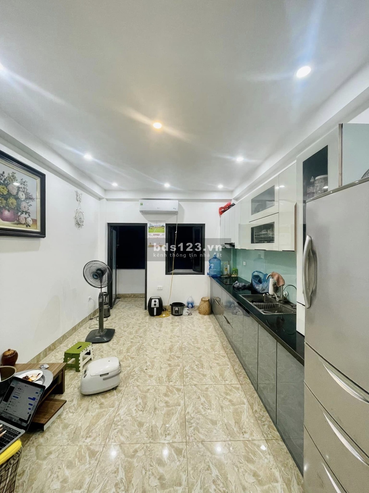 Bán nhà riêng Võ Chí Công, ô tô tránh, ô chờ thang máy, sát phố, 38m, 8.9 tỷ, liên hệ 0838870096