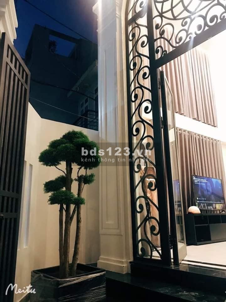Bán nhà riêng thuộc dinh thự đẳng cấp nội thất 5 sao khu VIP Phan Xích Long giá 11.2 tỷ thương lượng