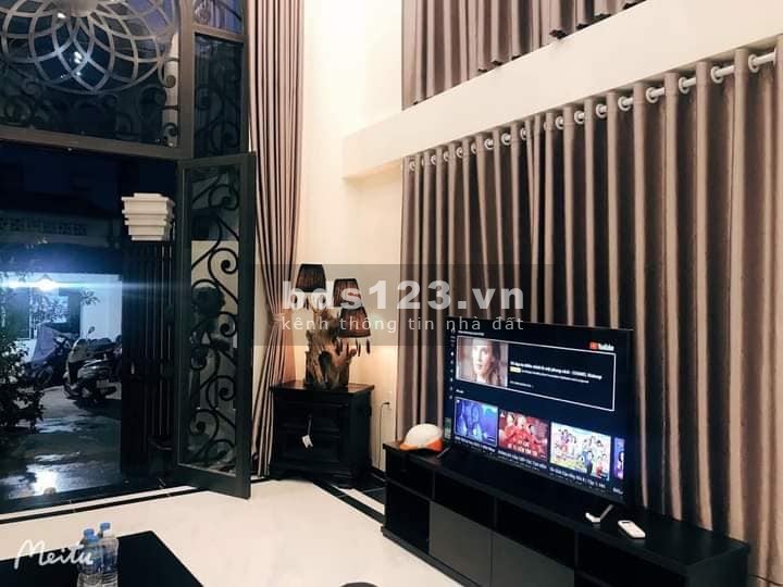 Bán nhà riêng thuộc dinh thự đẳng cấp nội thất 5 sao khu VIP Phan Xích Long giá 11.2 tỷ thương lượng