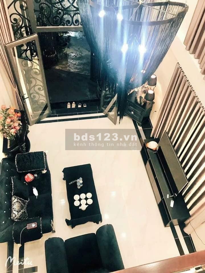 Bán nhà riêng thuộc dinh thự đẳng cấp nội thất 5 sao khu VIP Phan Xích Long giá 11.2 tỷ thương lượng