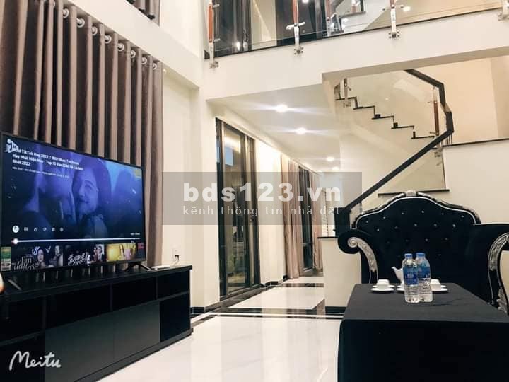 Bán nhà riêng thuộc dinh thự đẳng cấp nội thất 5 sao khu VIP Phan Xích Long giá 11.2 tỷ thương lượng