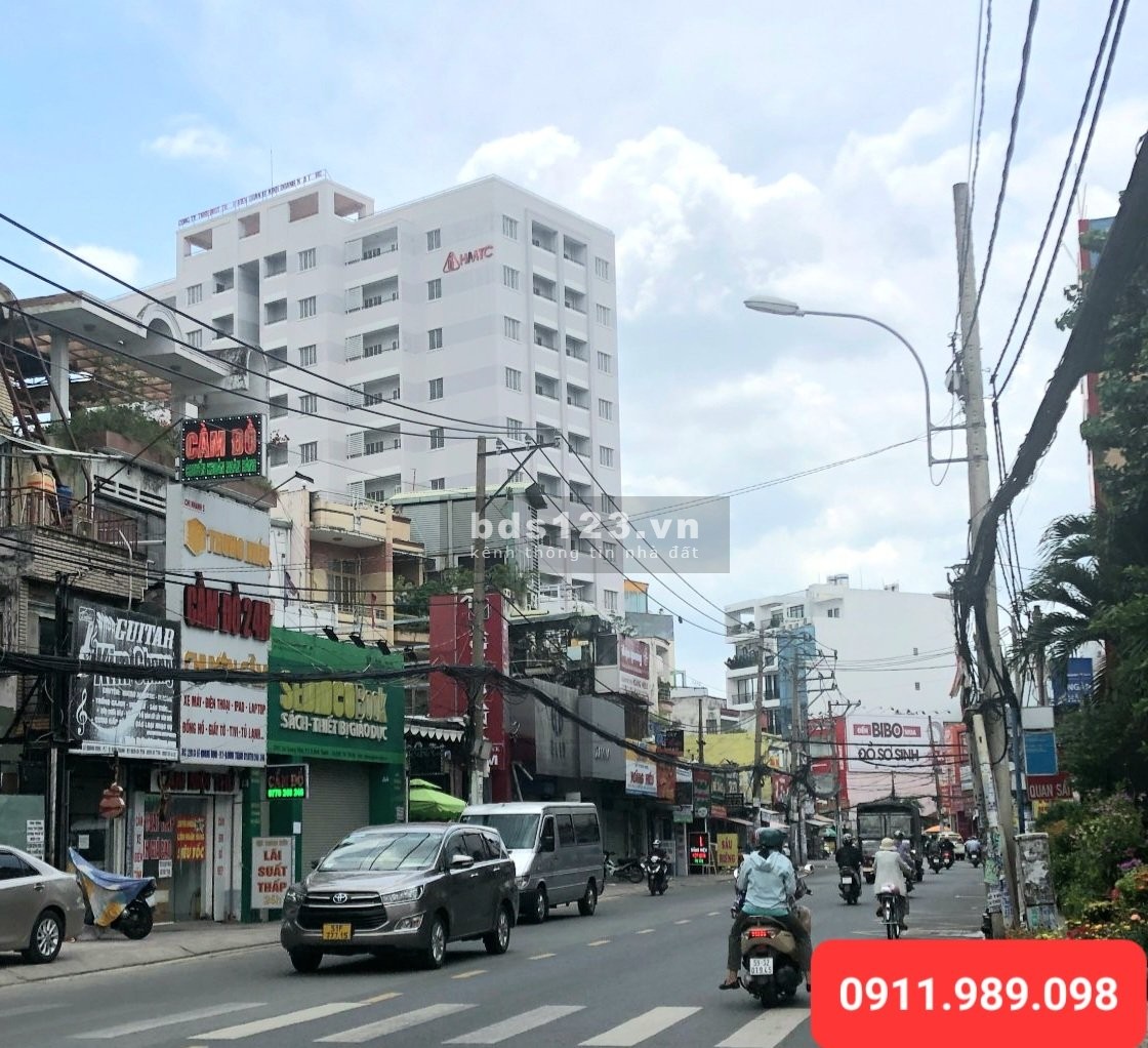 Bán nhà mặt tiền Lê Quang Định, Bình Thạnh. 9*57m, 700m2, 8 Tầng. 120 tỷ