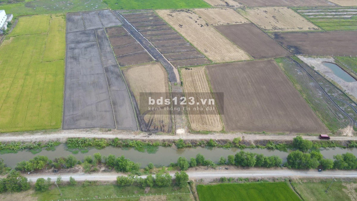 Bán đất vườn, view kênh, cây xanh rộng 600m2 tại tỉnh lộ 7 Củ Chi