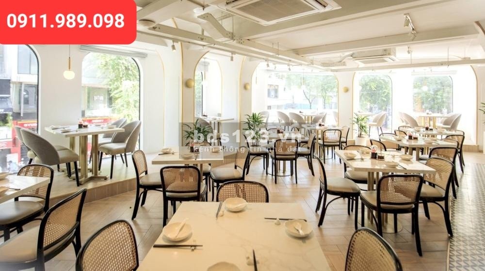 Cho thuê toà nhà 10 tầng, căn góc 2 MT đường Lê Thánh Tôn, Quận 1, DT 12 x 15m
