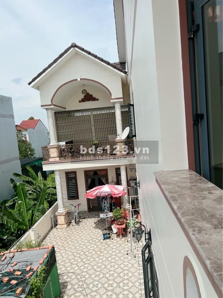 Bán nhà mặt tiền sở hữu diện tích lên đến 234,9 m2 khu dân cư 586 quận Cái Răng