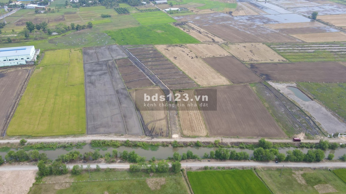 Bán đất vườn, view kênh, cây xanh rộng 600m2 tại tỉnh lộ 7 Củ Chi
