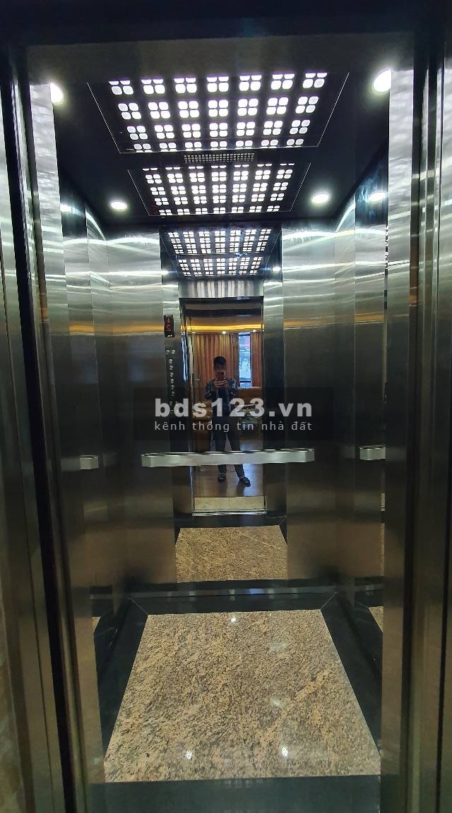Bán đất nằm tại Xã Đàn, ô tô vào nhà, lô góc, 70m2, nhỉnh 11 tỷ