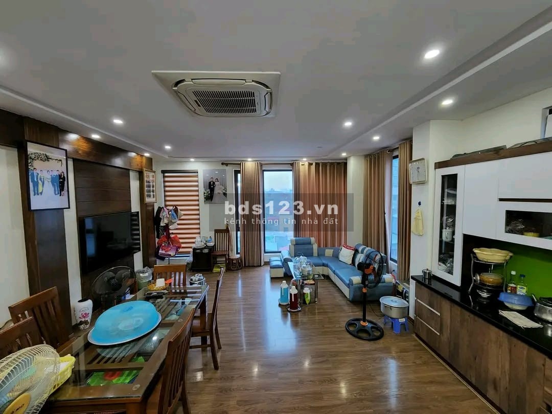 Bán đất nằm tại Xã Đàn, ô tô vào nhà, lô góc, 70m2, nhỉnh 11 tỷ