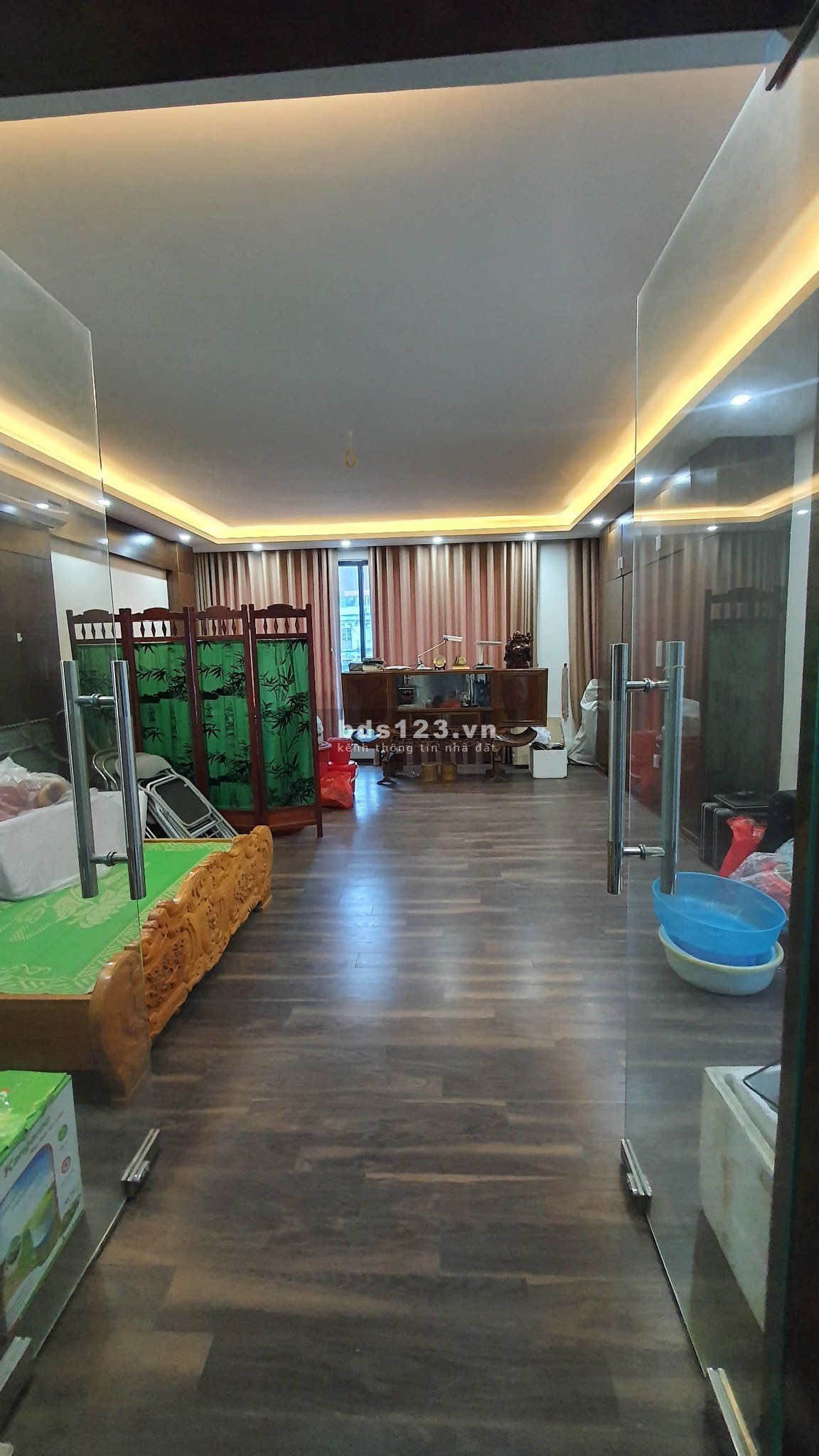 Bán đất nằm tại Xã Đàn, ô tô vào nhà, lô góc, 70m2, nhỉnh 11 tỷ