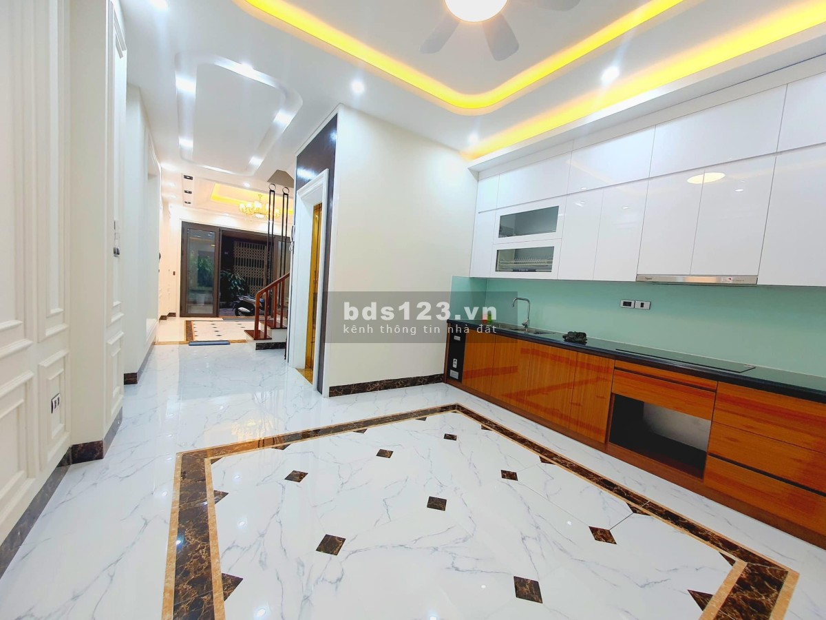Bán đất Thái hà, gần ô tô, 210m2, 25 tỷ