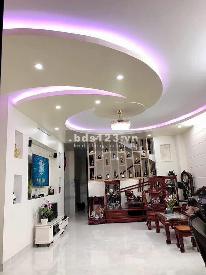 Bán nhà mặt tiền sở hữu diện tích lên đến 234,9 m2 khu dân cư 586 quận Cái Răng