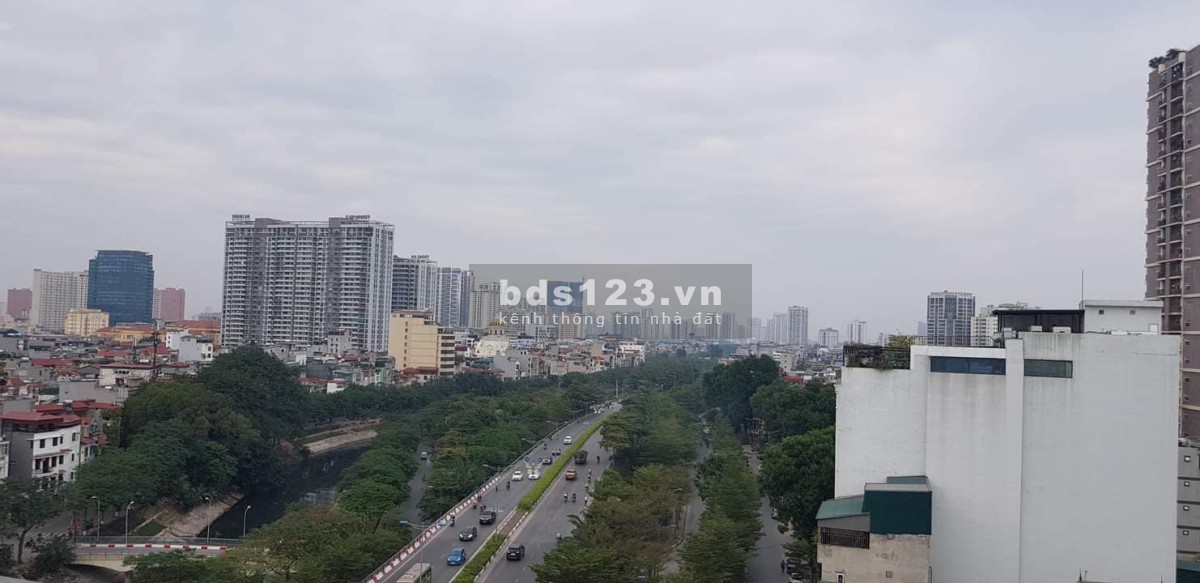 Bán nhà mặt tiền phố Đường Bưởi, DT 55m² x 10 tầng, co thang máy, gara, giá chỉ 22 tỷ đồng