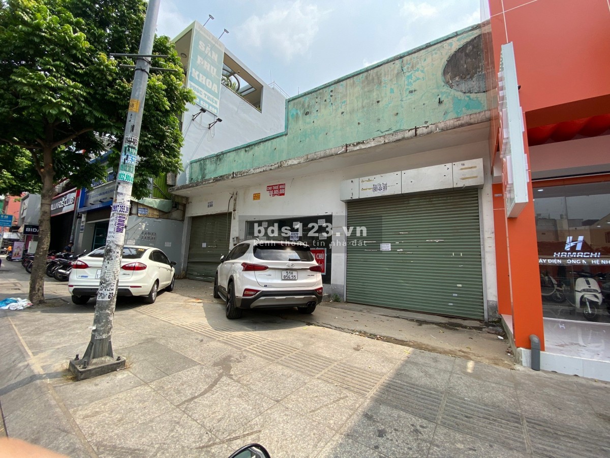 Cho thuê nhà mặt tiền Lũy Bán Bích, 14x45m, 1 trệt showroom, giá 185 triệu SDT 0911989098 - Quân