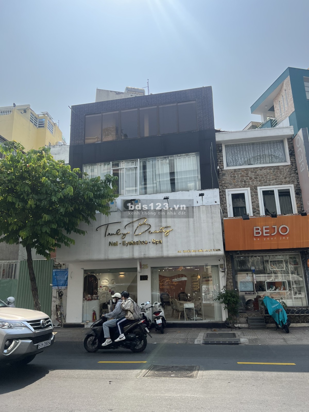 Bán nhà mặt tiền Nguyễn Đình Chiểu Q3. 7.5*6m, 49m2, 4 lầu, giá chỉ 16.5 tỷ tl, LH Quân 0911989098.