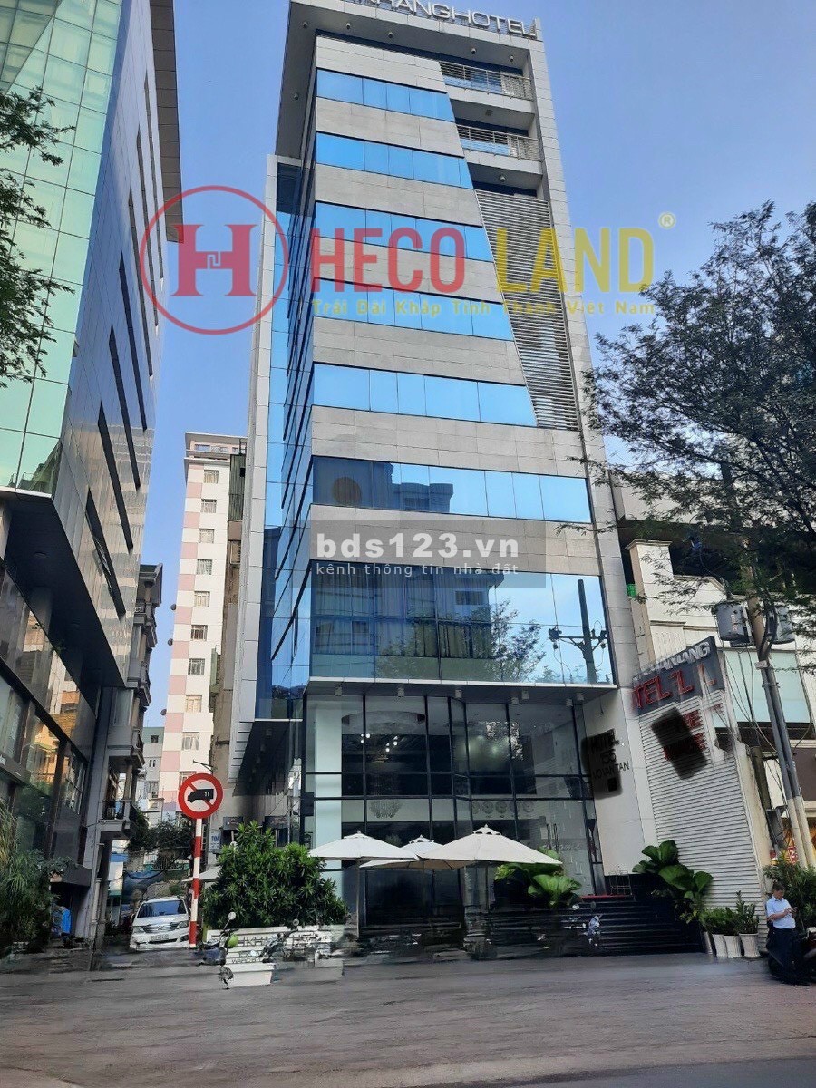 Cho thuê toà nhà 9 Tầng (10x20m) đường Bạch Đằng, Tân Bình. Giá 210 triệu TL. Quân - 0911989098.