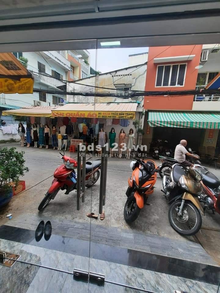 BÁN GẤP NHÀ RIÊNG TRUNG TÂM PHÚ NHUẬN - PHƯỜNG 10NGAY CHỢ TRẦN HỮU TRANG