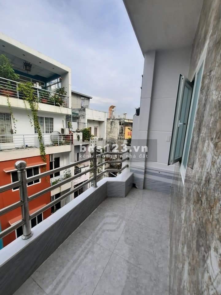 BÁN GẤP NHÀ RIÊNG TRUNG TÂM PHÚ NHUẬN - PHƯỜNG 10NGAY CHỢ TRẦN HỮU TRANG