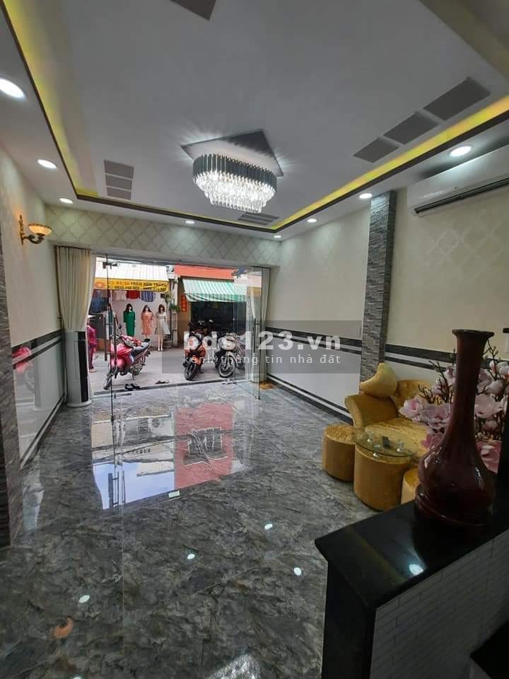 BÁN GẤP NHÀ RIÊNG TRUNG TÂM PHÚ NHUẬN - PHƯỜNG 10NGAY CHỢ TRẦN HỮU TRANG