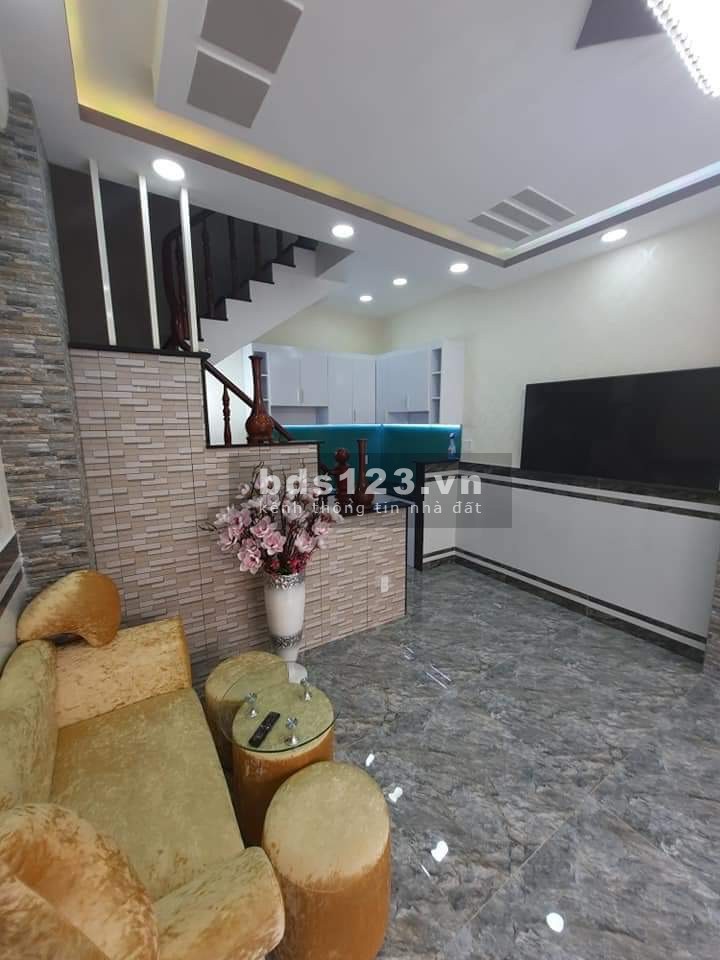BÁN GẤP NHÀ RIÊNG TRUNG TÂM PHÚ NHUẬN - PHƯỜNG 10NGAY CHỢ TRẦN HỮU TRANG