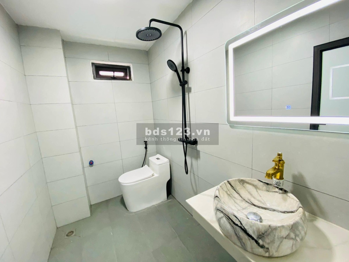 Bán nhà phố Khương Đình - Ô tô đỗ cửa - 4 tầng - 50m2- Mặt 5M xây mới - Đủ nội thất xịn – 6,3 Tỷ