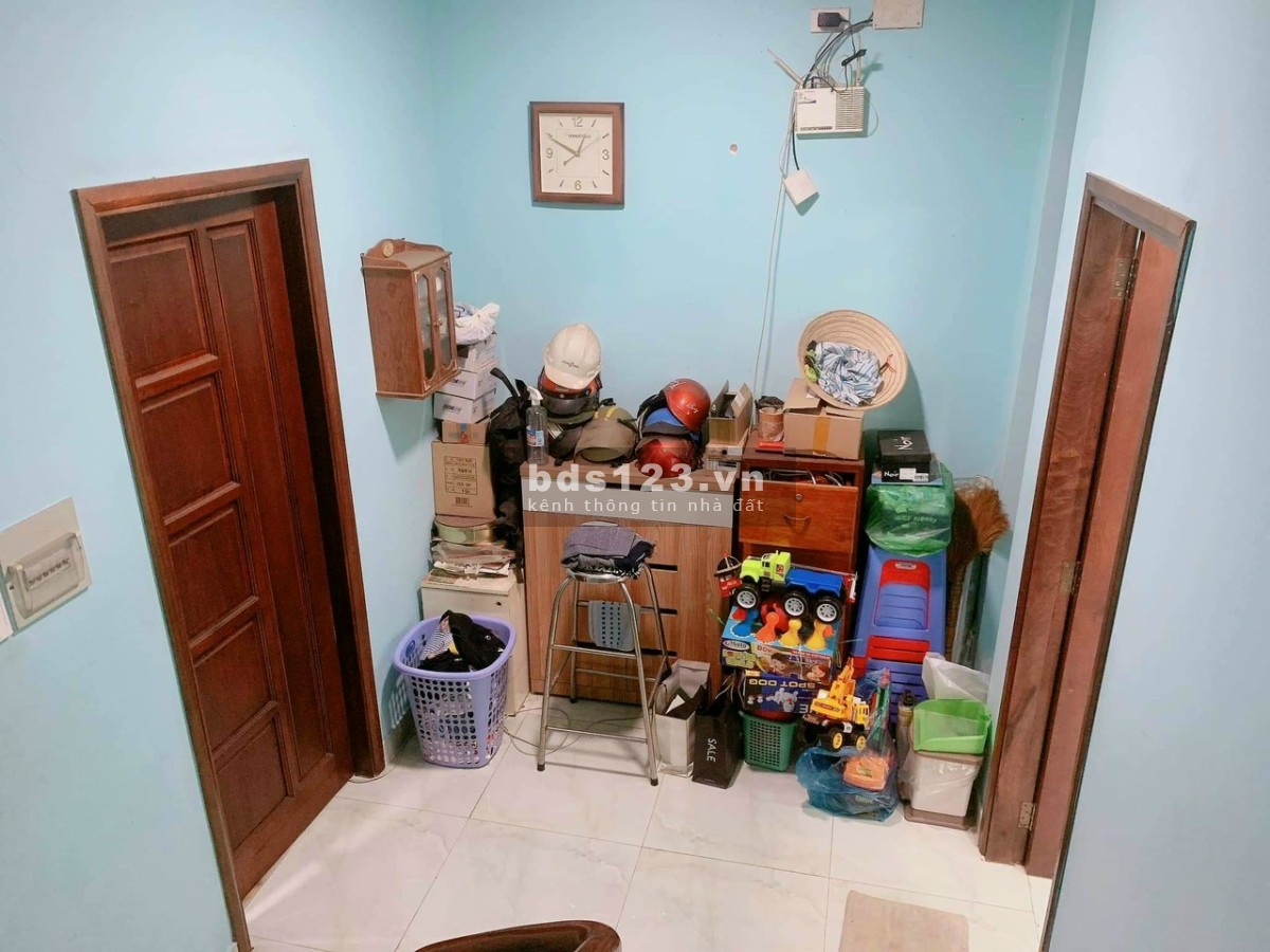 Nợ ngân hàng bán nhà khu Lam Sơn ,phường 6 , 3 lầu , 5*9m , 6.1 tỷ