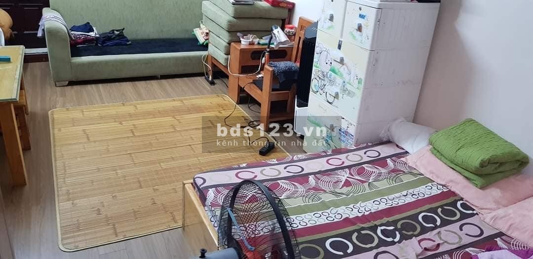 Bán nhà riêng Trương Định ô tô gần nhà, an ninh tuyệt vời, 33m2 chỉ 2 tỷ 3