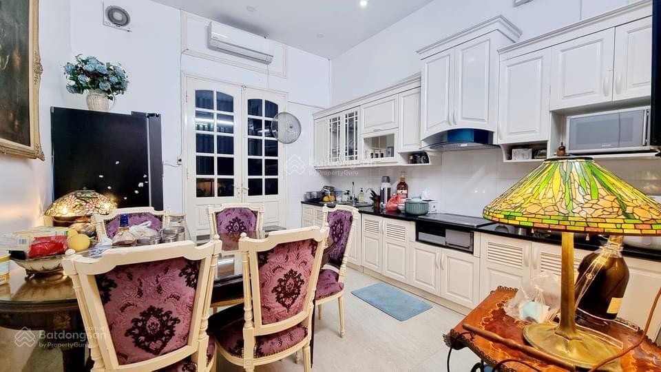 Siêu phẩm bán nhà mặt phố Âu Cơ, vị trí vip, 72m2, dòng tiền, kinh doanh đỉnh, gara ô tô, hơn 30 tỷ