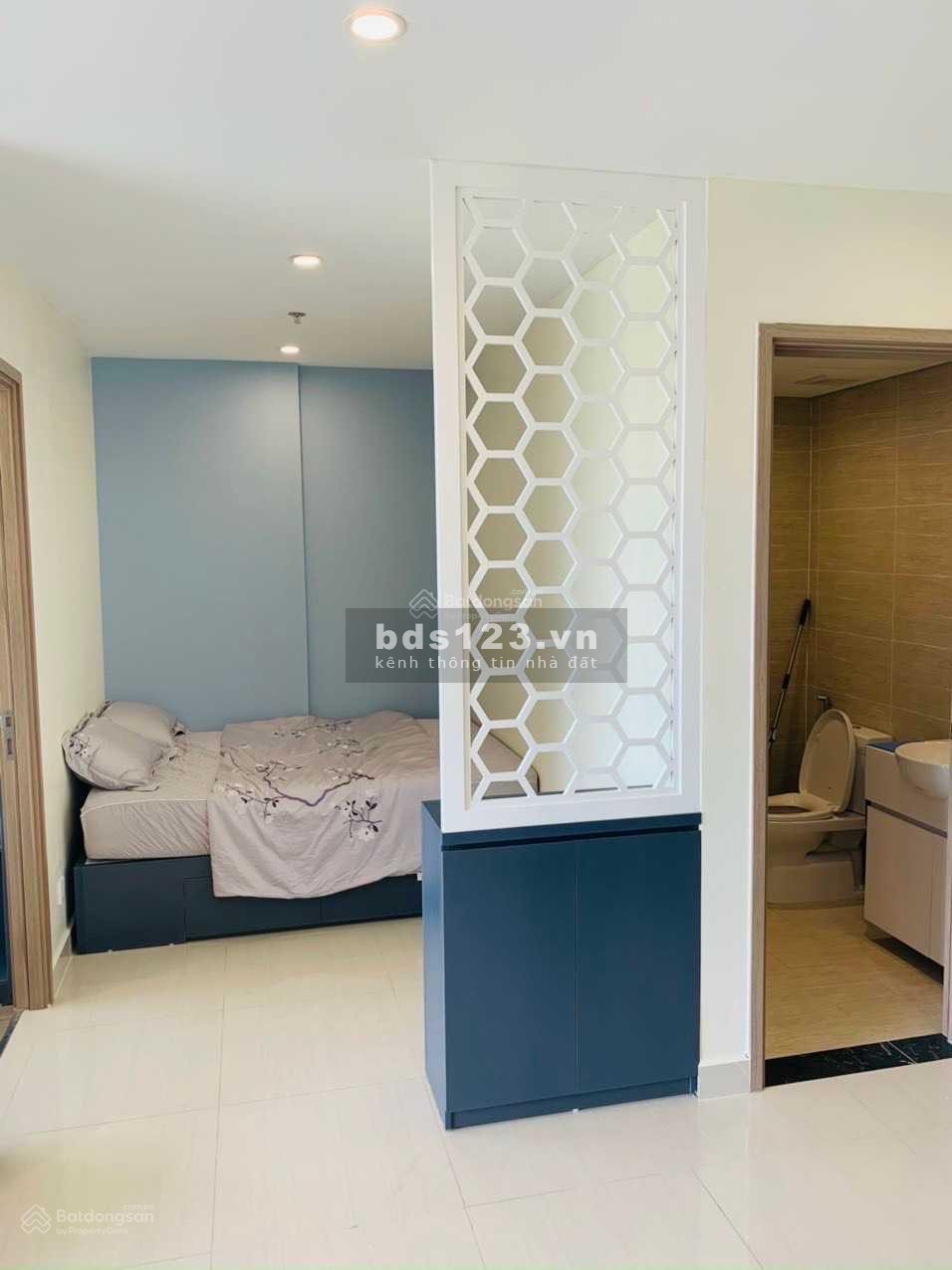 Cần bán gấp căn hộ 1 pn + 1 ban công đông nam tại tại Vinhomes Ocean Park Gia Lâm , giá chỉ 1.22 tỷ