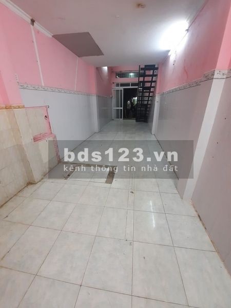 Bán nhà mặt tiền kinh doanh quận 7