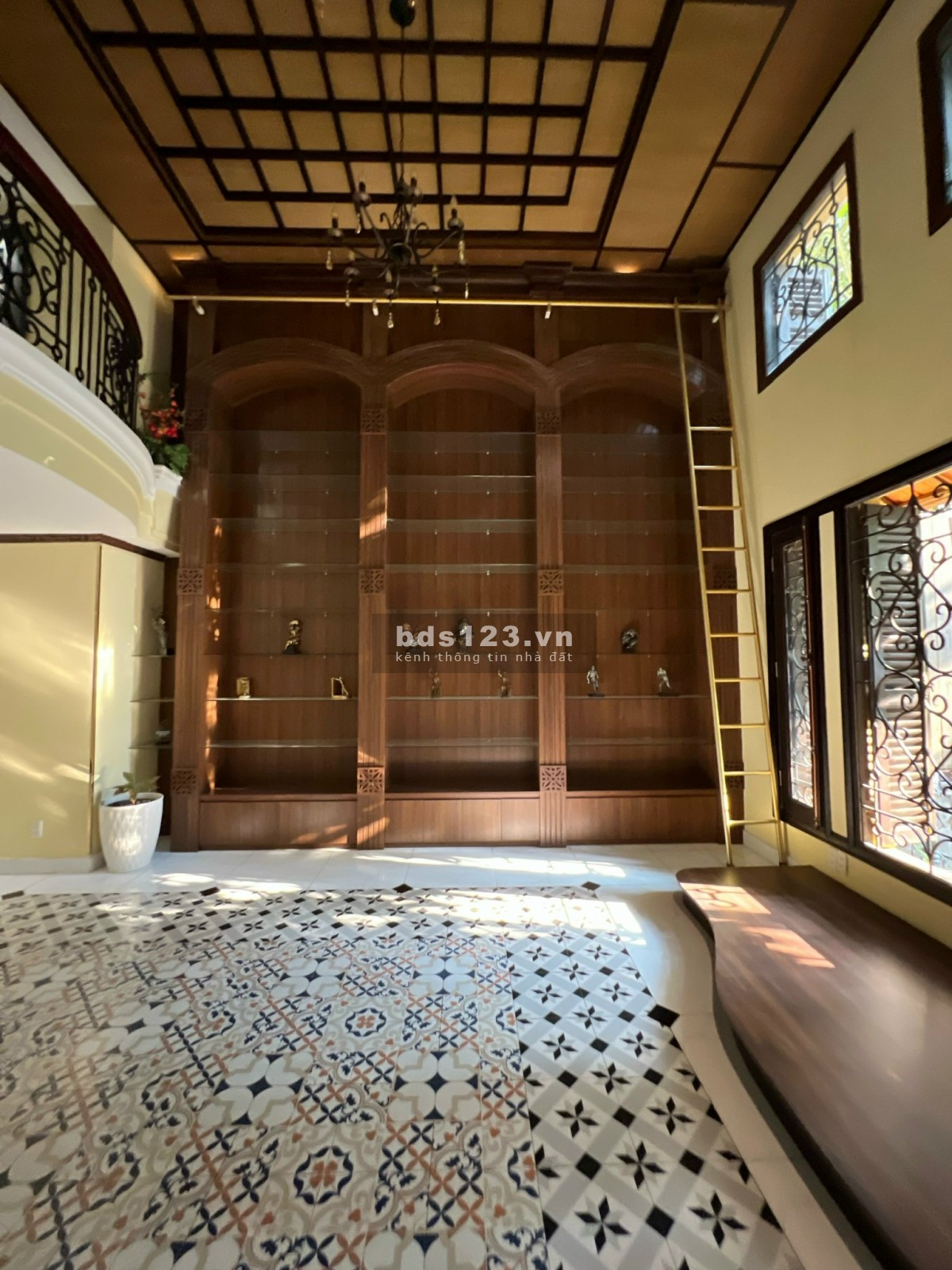 Cho thuê biệt thự Điện Biên Phủ, Quận 3. DT 400m², 4 Lầu. Giá 155 triệu. LH 0911989098