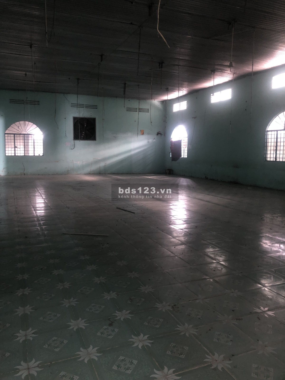 Chính chủ cần cho thuê 1700m2 làm chuyền may giá rẻ tại Dĩ An