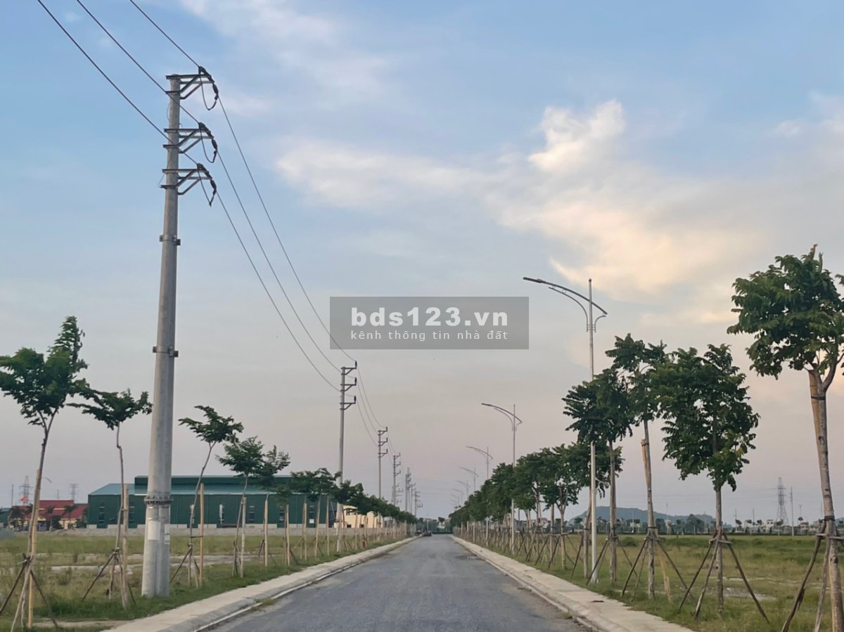 Chào bán kho xưởng 1.2ha đất công nghiệp nằm tại mặt đường QL10 Nam Định