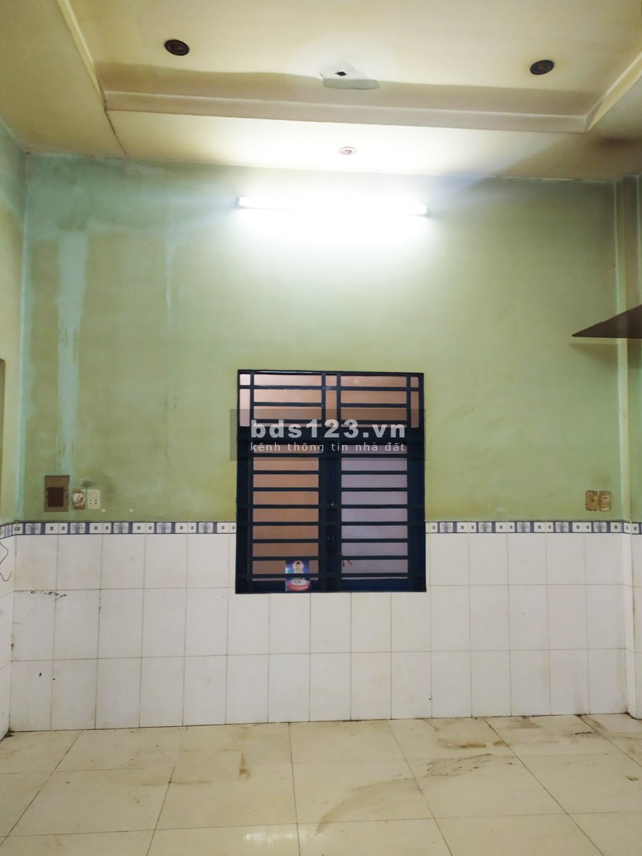 Bán nhà cấp 4, hẻm xe hơi Trần Bình Trọng, 6*17m, 104m2 - 8.99 tỷ