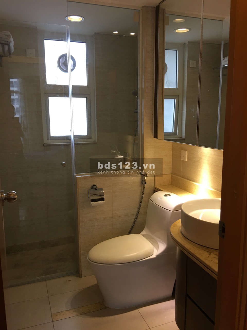 Hot !!! Cho thuê căn hộ 3PN 2WC, 122m2, full nội thất ngay tại SAIGON PEARL