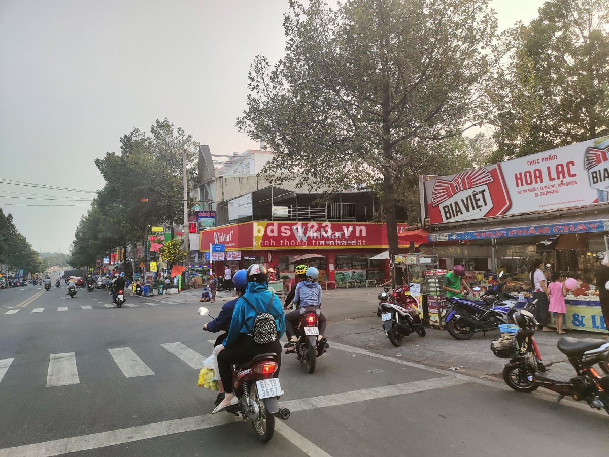 Chính chủ bán đất 360m2 Sát khu dân cư đông đúc & Đại Học VietDuc
